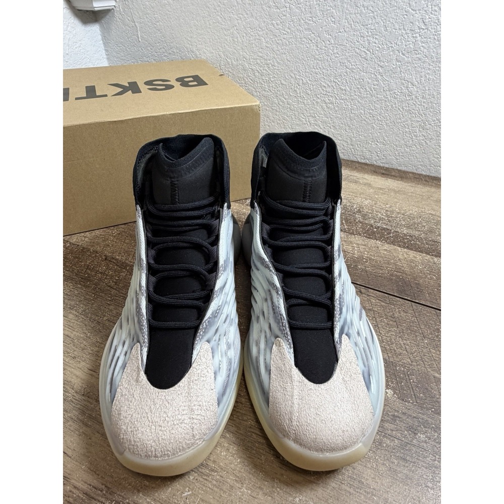 Adidas Yeezy Basketball Quantum Size 10.5 Kanye West Ye With Box - Picture 3 of 9